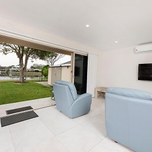 Mount View Villa Tuncurry Exterior photo