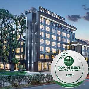 Hotel Doubletree By Hilton Plovdiv Center Exterior photo
