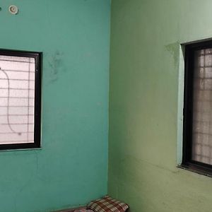 Apartamento Bhagyashlip Niwas Akalkot Exterior photo