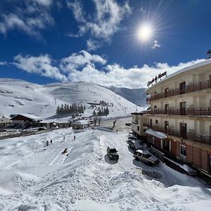 Apartamento L'Escale Du Mzaar Fārayyā Exterior photo