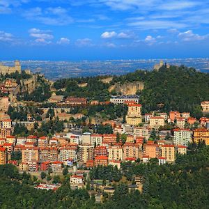 La Famosa Dimora Ambasciatore San Marino Exterior photo