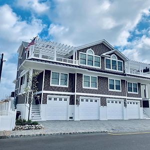 New Townhouse - Close To All Beach Haven Has To Offer! Exterior photo