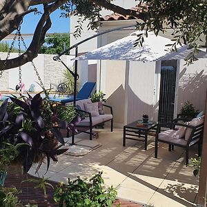 Le Petit Coin De Provence Bed and Breakfast Beaucaire  Exterior photo