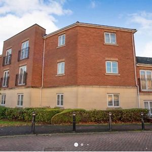Spacious 2 Bed Flat Ideal For Long Stays Purfleet Exterior photo