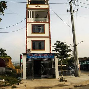 Nha Nghi Dung Tai Motel Nghia Lo Exterior photo