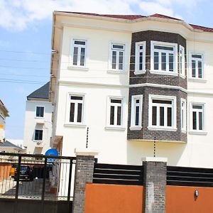 House 4 Guest House & Apartments Lagos Exterior photo