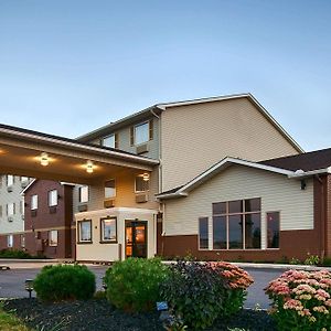 Hotel Baymont By Wyndham Marion, Oh Exterior photo