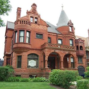 Schuster Mansion Bed & Breakfast Bed and Breakfast Milwaukee Exterior photo