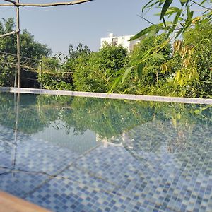 Retreat By Walias Entire Farm Pet-Friendly Sports Villa Sohna Exterior photo