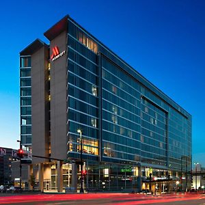 Hotel Omaha Marriott Downtown At The Capitol District Exterior photo