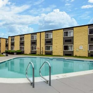 Surestay Plus Hotel By Best Western Mcguire Afb Jackson Cookstown Exterior photo