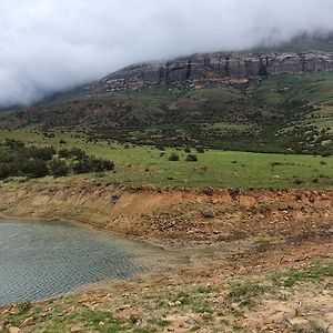 Mount Lake Cabins Harrismith Exterior photo