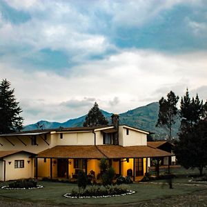Chuquiragua Lodge&Spa Machachi Exterior photo