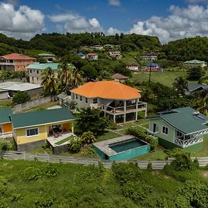 Waves Villa Guesthouse Kingstown Exterior photo