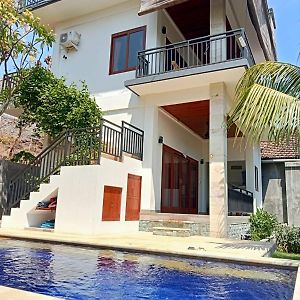 Pondok Wisata Balty Bali Bed and Breakfast Amed Exterior photo