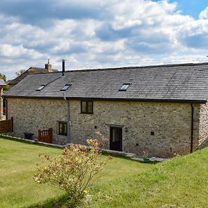 Bucknole Farm - The Old Shippon Villa Northleigh Exterior photo