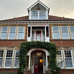 Hotel The Sandrock Clacton-on-Sea Exterior photo