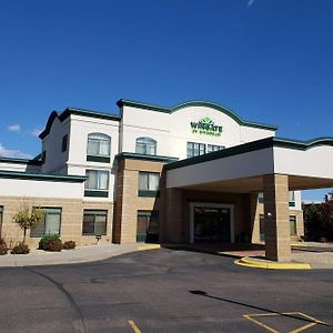 Hotel Wingate By Wyndham Coon Rapids Exterior photo