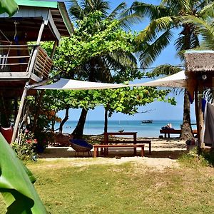 Hotel Beach House Cambodia Koh Rong Sanloem Exterior photo