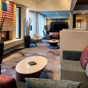 Hotel Courtyard By Marriott Chicago Waukegan / Gurnee Exterior photo