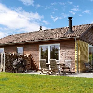 Cozy Home In Kirke Hyllinge With Kitchen Sæby Exterior photo