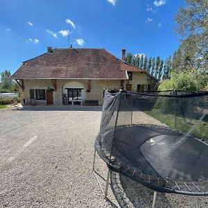 Espace Famille Montmillon Villa Chamblay Exterior photo