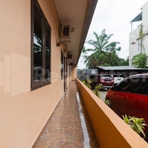 Teratai Guesthouse At Rs Adam Malik Medan Mitra Reddoorz Exterior photo