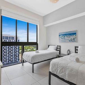 Unique Suite In The Heart Of Downtown Doral Miami Exterior photo
