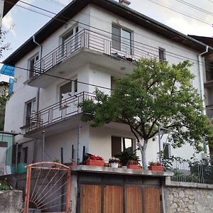 Apartamento Kesta Za Gosti - Sofi, Gr. Devin Exterior photo