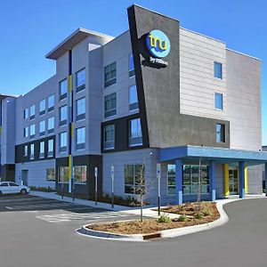 Hotel Tru By Hilton Burlington Exterior photo