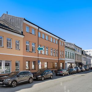 Apartamento Ny Sentral Og Moderne Leilighet Kristiansand Exterior photo