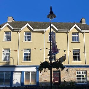 Paddy Mac'S Self Catering Holiday Bar Villa Drumshanbo Exterior photo