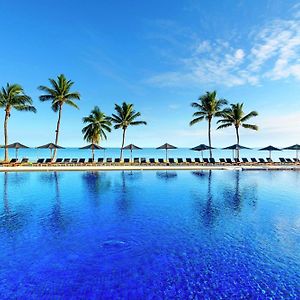 Hilton Fiji Beach Resort And Spa Denarau Exterior photo