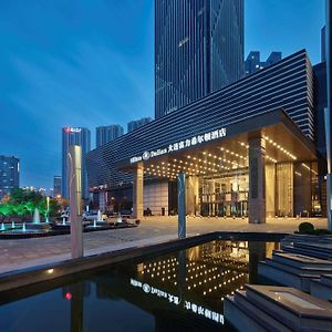 Hotel Hilton Dalian Exterior photo