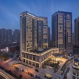 Hotel Doubletree By Hilton Chengdu Longquanyi Exterior photo