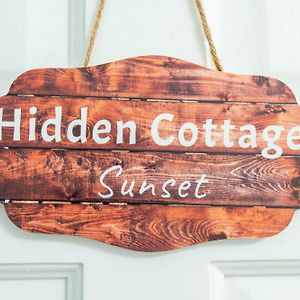 The Hidden Cottage Welches Hill Exterior photo
