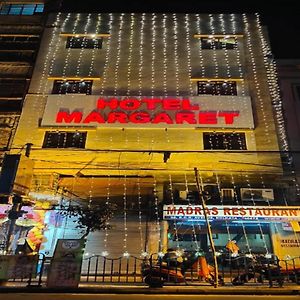 Hotel Margaret, Calcuta Exterior photo