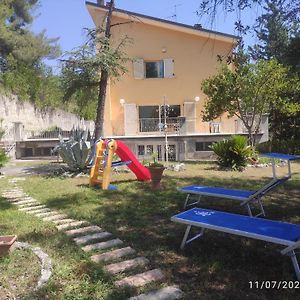 Parco Dei Gelsomini Bed and Breakfast Ascoli Piceno Exterior photo