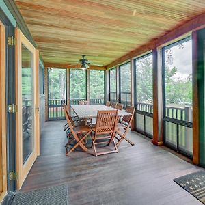 Lakefront Westhampton Cabin With Beach And Kayaks! Exterior photo