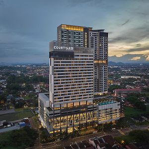Hotel Courtyard By Marriott Melaka Exterior photo