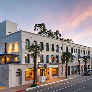 Holiday Inn Express Santa Bárbara Exterior photo