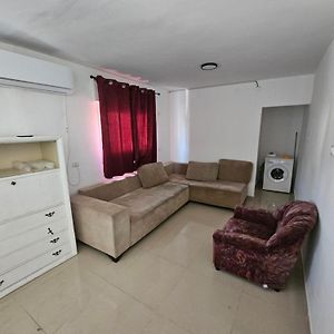 Apartamento ארלוזורוב בעיר Center Afula Exterior photo