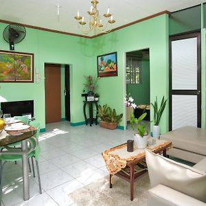 Apartamento Golden V Farms Hacienda Malolos Exterior photo