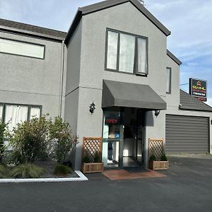 Samhil Motor Lodge Christchurch Exterior photo