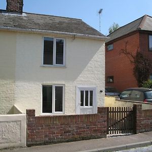 Cosy Cottage To Relax Or Explore Mistley Exterior photo