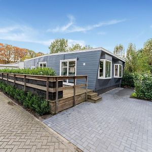 Charming Holiday Home In Kaatsheuvel Near Efteling Exterior photo