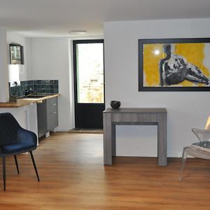 Apartamento Terre D'Oliviers Issirac Exterior photo