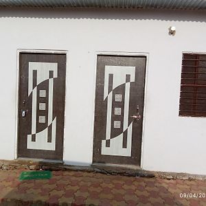 Rajdhani Canteen And Guest House Khātu Exterior photo