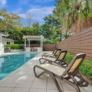 Modern 4Br Home W Salt Water Pool Game Room & Bbq Fort Lauderdale Exterior photo