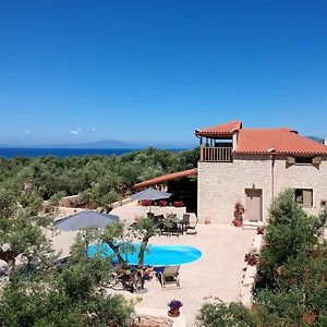 Selinitsa Stone Home - Mani'S Private Pool Retreat Agios Nikolaos  Exterior photo